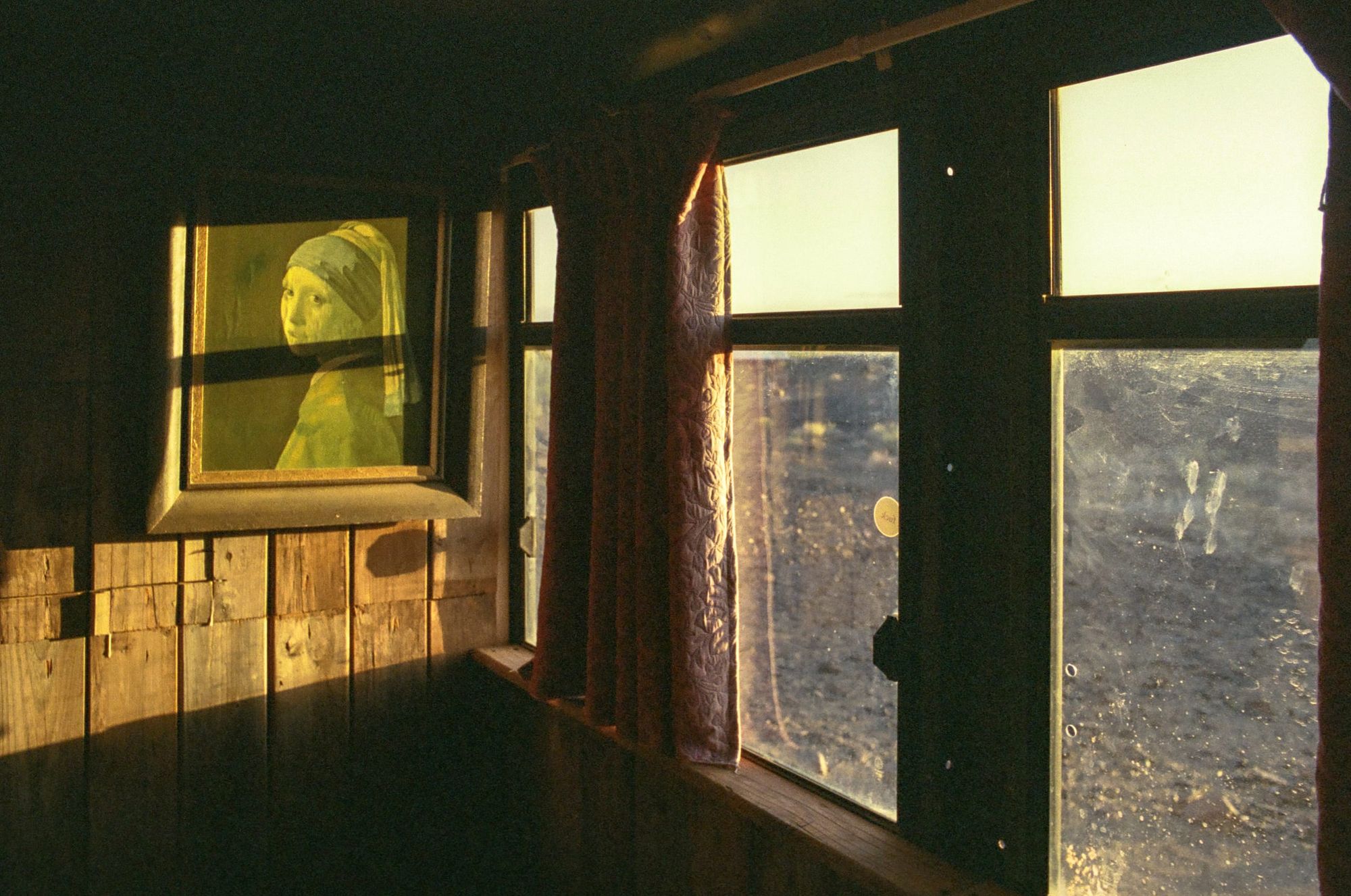 Placeholder alt text for Places, image 17 — replace with a real description.